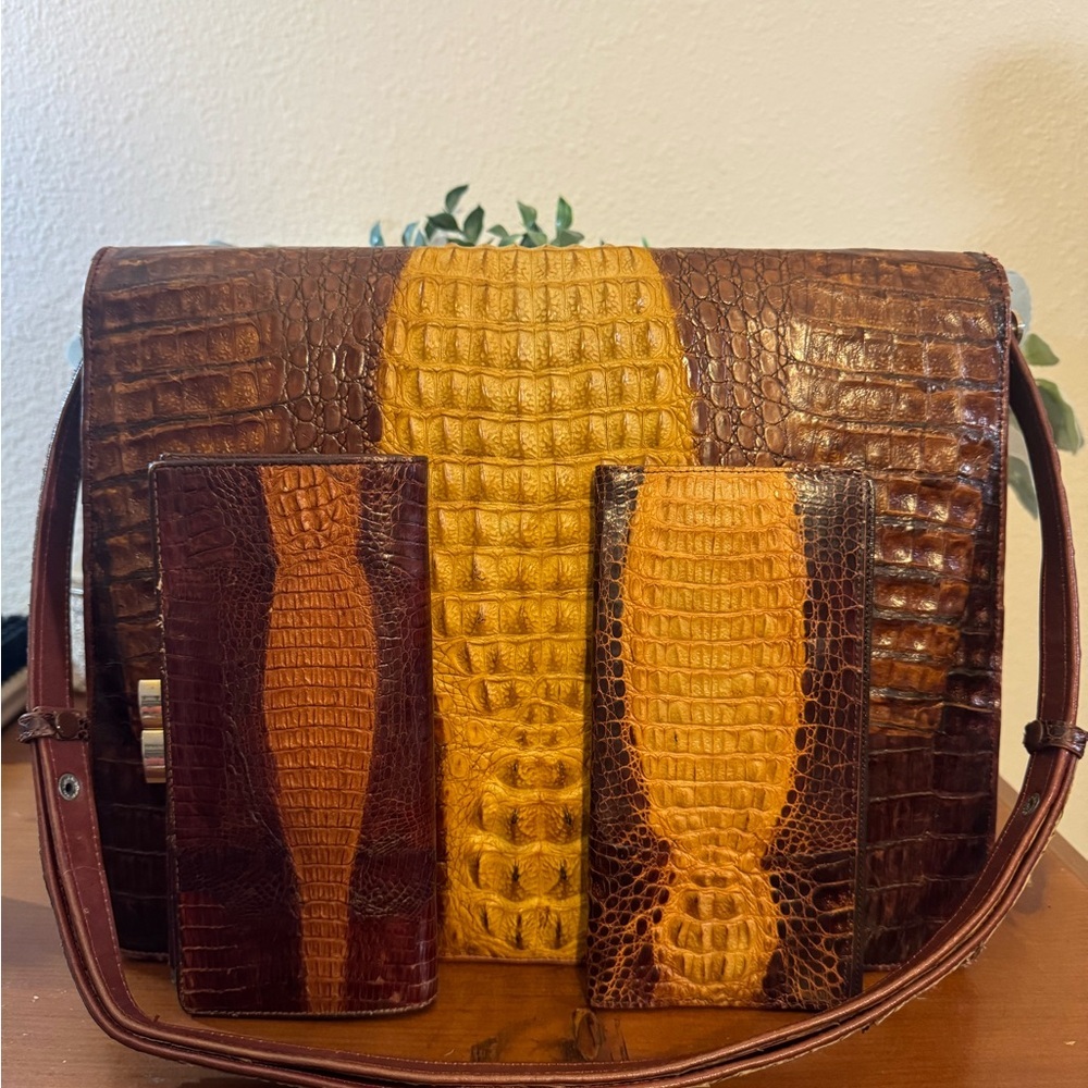 Vintage crocodile exotic convertible bag wallet and storage sleeve